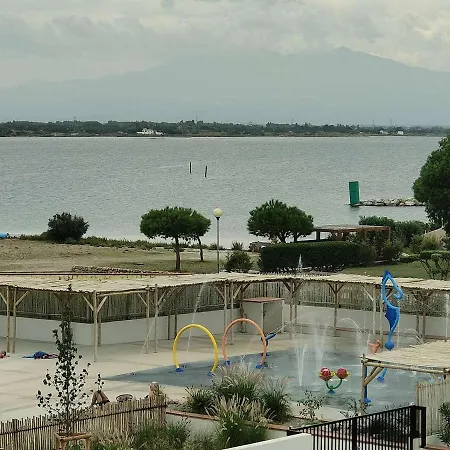 Apartment T2 Avec Terrasse, Vue Port, Parking Prive, Espace Aquatique, Et - 4 Couchages - Fr-1-195-99