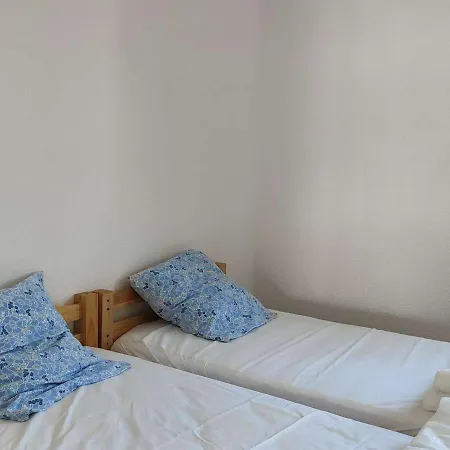 T2 Avec Terrasse, Vue Port, Parking Prive, Espace Aquatique, Et - 4 Couchages - Fr-1-195-99